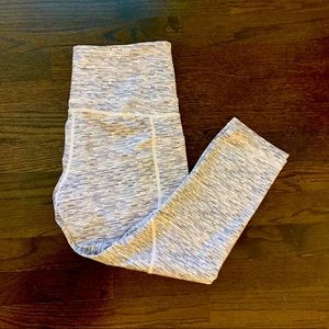 ZYIA Gray Level LNT Capri, Size 8-10